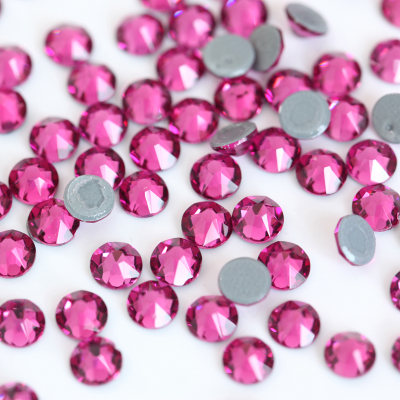 2088 Style 16 Cut Facets Hot Fix Rhinestones Fuchsia